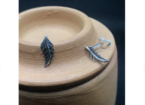 Small leaf earrings Sterling Silver 925 - TSE026 - Picture 1 of 6