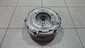Audi A4 8W B9 2.0TDI Kupplung NEU Schwungrad SET LUK 0CX105266B 0CX141015E - Picture 1 of 4