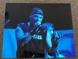 Iron Maiden - Bruce Dickinson 8x10 foto originale Final Frontier Tour Tampa FL. - Foto 1 di 1
