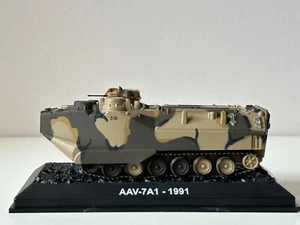 AAV-7A1 - 1991 Landing Vehicle USA Military Model Car Tank Diecast 1:72 Scale - Picture 1 of 17