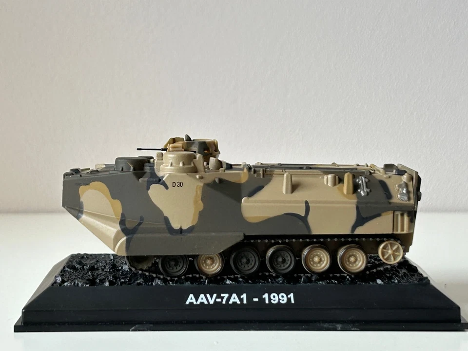 AAV-7A1 - 1991 Landing Vehicle USA Military Model Car Tank Diecast 1:72 Scale - Image 1 of 4