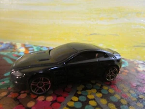 Hot Wheels Loose Aston Martin V8 Vantage from Hot Bird - Picture 1 of 4