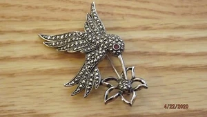 MARCASITE HUMMINGBIRD PIN By Avon - Picture 1 of 3