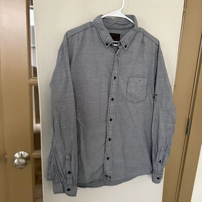 Hawk Men's XXL Grey Pinstripe Long Sleeve Button Down Shirt Top  - Image 1 of 4