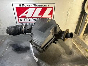 06 HUMMER H3 Air Cleaner 3.5L OEM - Picture 1 of 3