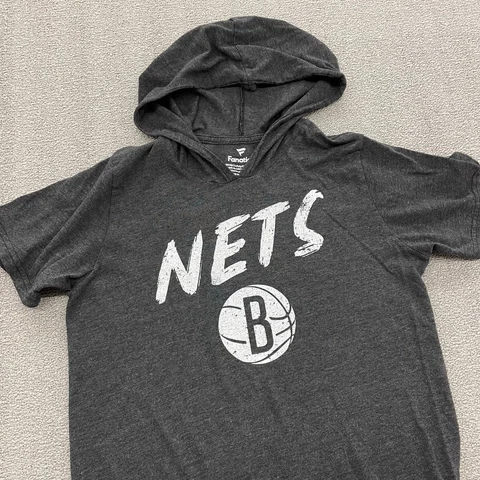 Brooklyn Nets Shirt Men Medium Gray James Harden NBA Basketball Warm Up 13 Beard Cover