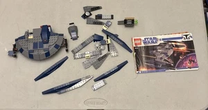 LEGO Star Wars: Hyena Droid Bomber 8016 2009 set incompleto pezzi (senza minifigure) - Foto 1 di 15