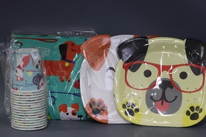 Dog themed birthday party supplies Dog Themed Party Tableware Set for 16 Guests - Picture 1 of 6
