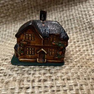 Vintage House with Trellis Figural Celluloid Tape Measure Cottage Chimney Rare - Picture 1 of 7