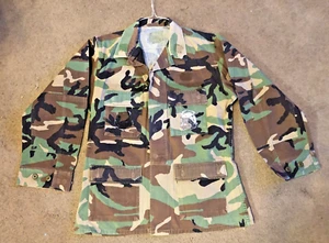 Military BDU Shirt MEDIUM REGULAR Camouflage Used Woodland #703 - Picture 1 of 3