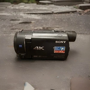 Sony FDR-AX33 4K Ultra HD Handycam Camcorder NOT TESTED NO BATTERY TO TEST - Picture 1 of 8