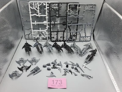 Drukhari Dark Eldar Reavers jetbikes x 6 bits job lot no riders Warhammer 40k  - Image 1 of 4