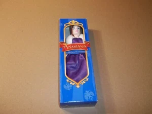 BURGER KING 1997 PRINCESS Anastasia HAIR GROWING DOLL WITH 2 OUTFITS BOX NEW - Picture 1 of 2