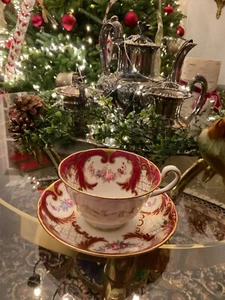 Rare Vtg. Royal Chelsea Roses medallion Bone China Tea Cup & Saucer Set England - Picture 1 of 21