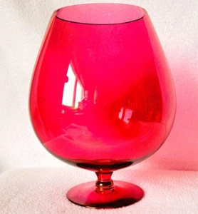 Large GLASS Deep Pink Brandy Snifter, Vase holds 32 oz. EXCELLENT - Picture 1 of 4