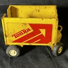 Tonka Delivery Trailer Yellow Small Rolls Fits Truck Swivel Tongue Vintage 4"