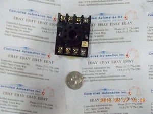 Omron Relay Socket PF083N  - Picture 1 of 3