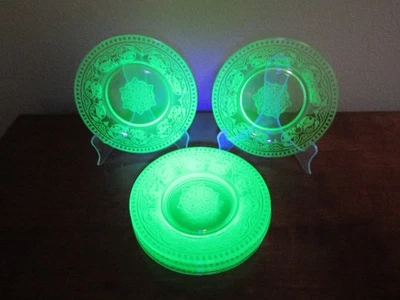 ( 7 ) Vintage Cambridge / Etched Uranium / Green SALAD / DESSERT Plates / 8" - Image 1 of 4