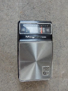 RC MAGNOVOX AM Portable Pocket Radio - Picture 1 of 5