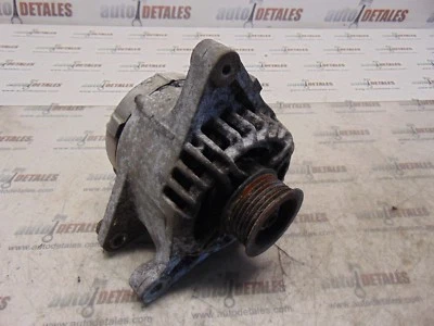 Générateur Alternateur TOYOTA Corolla Verso 1.8 Essence 27060-0D170 Utilisé 2005 - Photo 1/4