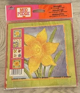 6 servilletas a cuadros Mod Podge flores herramientas decoupage cuatro diseños por servilleta - Imagen 1 de 3