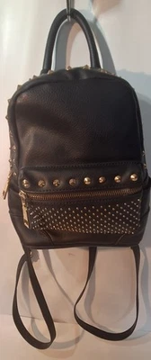 Bebe мини Дамская сумка рюкзак из искусственной кожи черная латунь с заклепками новый без ярлыков - Изображение 1 из 4