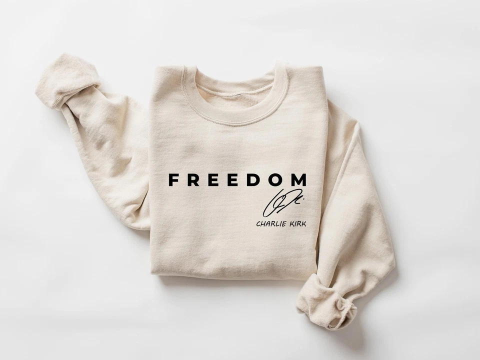 Camisa Charlie Kirk Freedom Signature, Camiseta Patriótica, Camiseta Freedom Foto 1 de 4