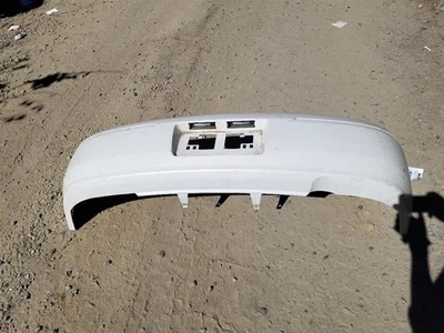 99 00 01 02 03 TOYOTA SOLARA SLE REAR BUMPER WHITE SCRATCHES Foto 1 de 4