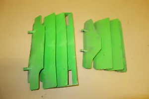 Kawasaki KLX250 KLX 250 E KLX250E 93-97 Satz Lamellen Kühlergrill Blenden - Bild 1 von 6