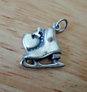 Sterling Silver 15x15mm say I Heart Love Ice Skate Skater Charm - Picture 1 of 3