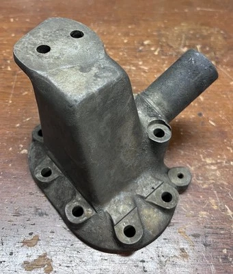 Rolls Royce Wraith Water Outlet Neck Refrigerante 1938 1939 Phantom III Foto 1 de 4