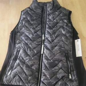 Calvin Klein Women's Vest Large Black Gray Green Camo NWT Performance Puffer - Picture 1 of 12
