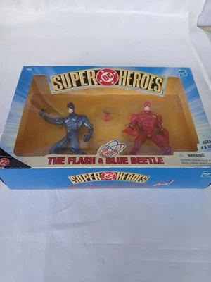 Figuras de acción Hasbro 1999 DC Super Heroes The Flash & Blue Beetle with the Atom Foto 1 de 4