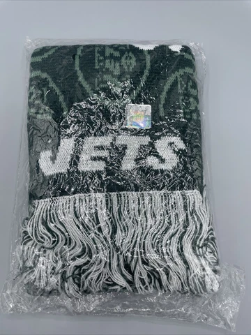 NFL New York Jets Season Ticket Holder Knit Scarf Green and White NEW Sealed Cover