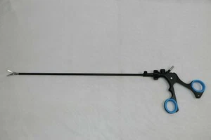 Instrumentos de endoscopia laparoscópica tipo Storz con fórceps de tijera curvos de 5 mm x 330 mm - Imagen 1 de 15