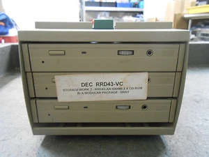 RRD43-VC ALMACENAMIENTO 3 - RRD43-AA 600MB 2 X CD-ROM EN PAQUETE MODULAR - GRIS - Imagen 1 de 4
