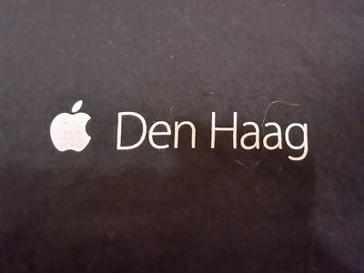 APPLE Store T-SHIRT Den Haag Large LG iPod Black tee Opening Day Retail Genius - Image 1 of 4