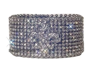 PUÑO PULSERA DE CUERO CON FLOR DE LIS DE CRISTAL DE IMITACIÓN - Imagen 1 de 1