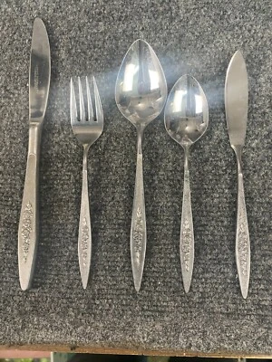 Stanley Roberts * LOUNETTE Japan Stainless Steel Flatware CHOICE - CHOOSE (77) - Image 1 of 3