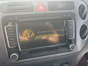 VW VOLKSWAGEN JETTA PASSAT CC NAVIGATION GPS RADIO CD PLAYER RNS-510 3C0035684C - Picture 1 of 11
