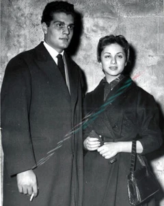 Faten Hamama, Omar Sharif 8x10 Foto - Paris 1955 - (فاتن حمامة, عمر الشريف) - Bild 1 von 1
