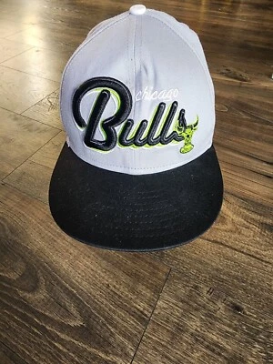 Chicago Bulls Hat Hardwood Classics  Cap SnapBack Youth New Era  - Image 1 of 4