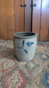 Antique Early Country Stoneware Floral Cobalt Blue Freehand Cream Pot Crock 7.5" - Picture 1 of 12