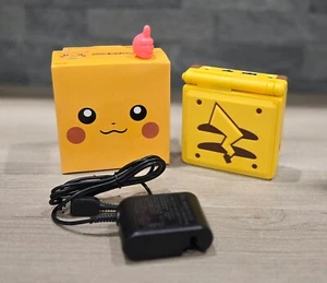 Nintendo Gameboy Advance SP Pikachu Pokémon Reshell *Glass Screen & New Battery* - Picture 1 of 7