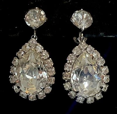 Pendientes con gota de lágrima de cristal vintage tono plata atornillada  Foto 1 de 2