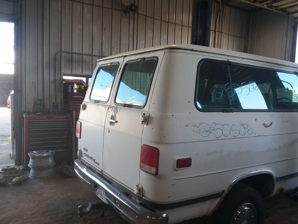 Brazo de control superior delantero para pasajeros 30 HD compatible con furgoneta Chevrolet 30 71-96 2074247 Foto 1 de 4