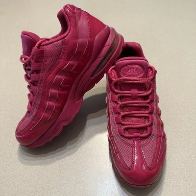 Womens Nike Air Max 95 Athletic Shoes Size 8 Vivid Hot Pink 336620-606 2010 - Image 1 of 4