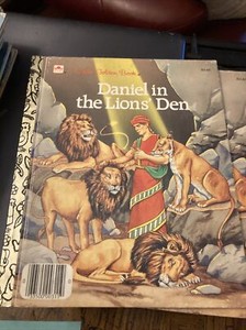 The Lion Story Bible Ser.: Daniel in the Lion's Den by Penny Frank (1987,...