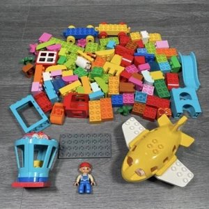 Lego Duplo 1Kg Bundle Job Lot Of Assorted Bricks - 1x Figure & Car & Baseplate - Picture 1 of 3