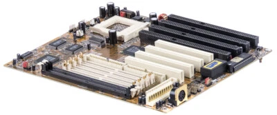 PC Chips M560 Socket 7 2x Sdram 4x Simm 4x PCI 4x Isa Motherboard - Image 1 of 2